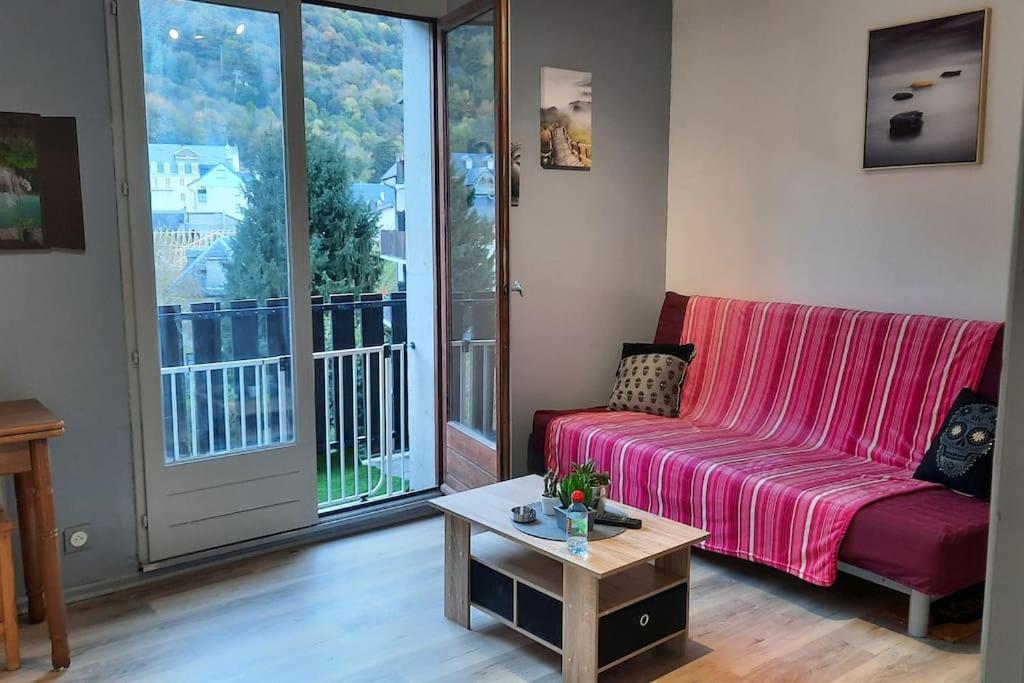 Studio Calme Pour 4 Pers. Vue Exceptionnelle Bagneres-de-Luchon Luaran gambar